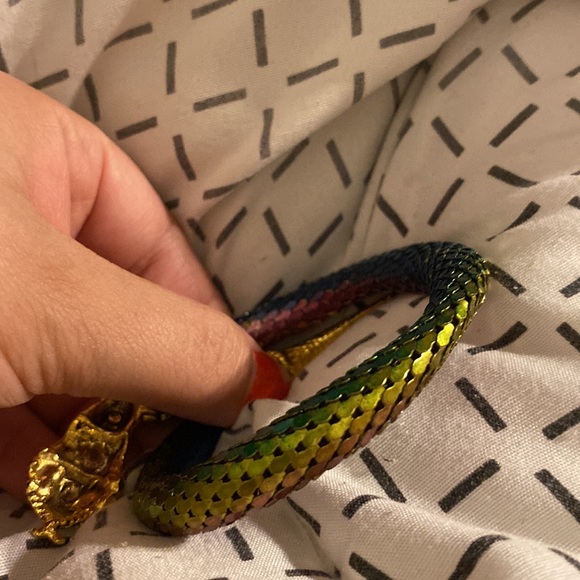Vintage unsigned metal mesh multi color snake wrap Cleopatra bracelet - Picture 4 of 6